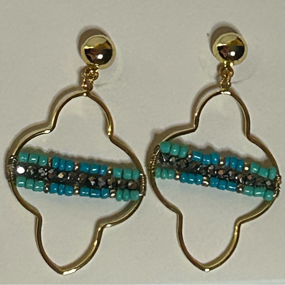 Elegant Gold-Tone Quatrefoil Earrings With Turquoise Beads.